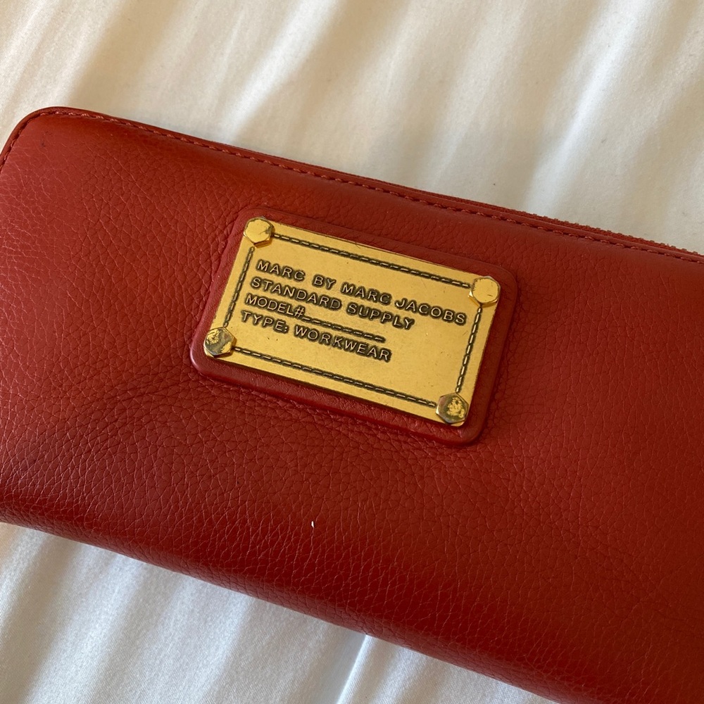 Marc By Marc Jacobs Classic Q Zip Wallet Red